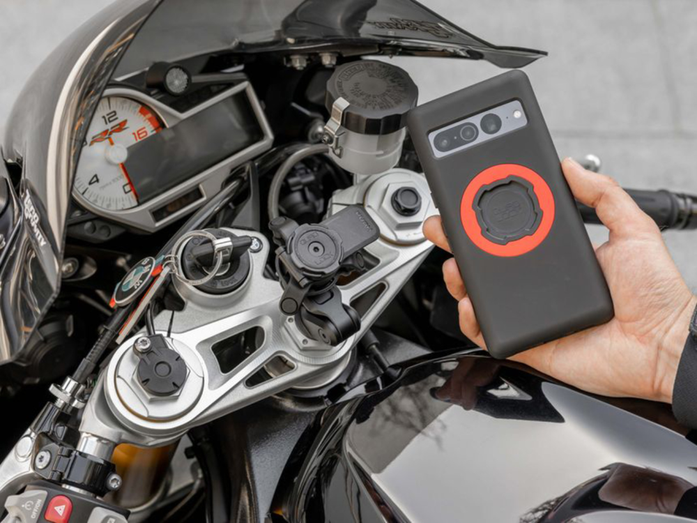 Quad Lock MAG Poncho - Google Pixel 6A