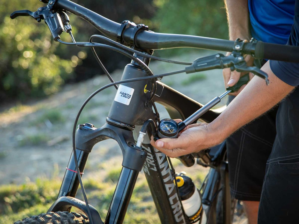 TOPEAK Dämpferpumpe POCKETSHOCK DXG – mit Manometer
