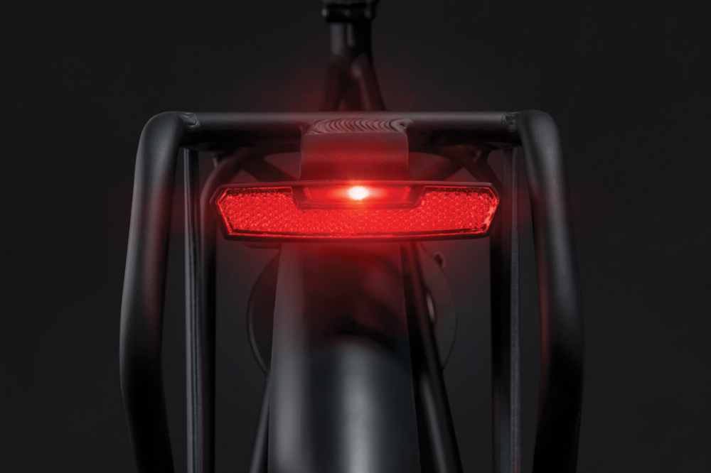 AXA Rücklicht JUNO Steady – 50mm – mit Standlichtfunktion, für Dynamo ​& E​-​Bike 6V