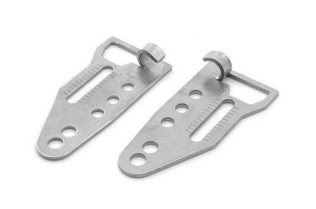 Pletscher Gepäckträger Athlete System 26​-​29″ – silber 320​-​354mm mit Befestigung auf Ösen