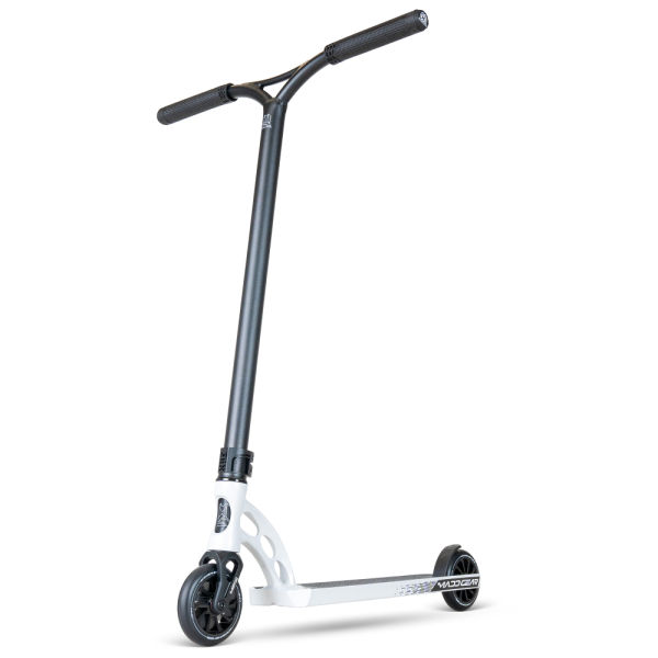 Madd Gear Freestyle Scooter | MGO 500 | White Pearl