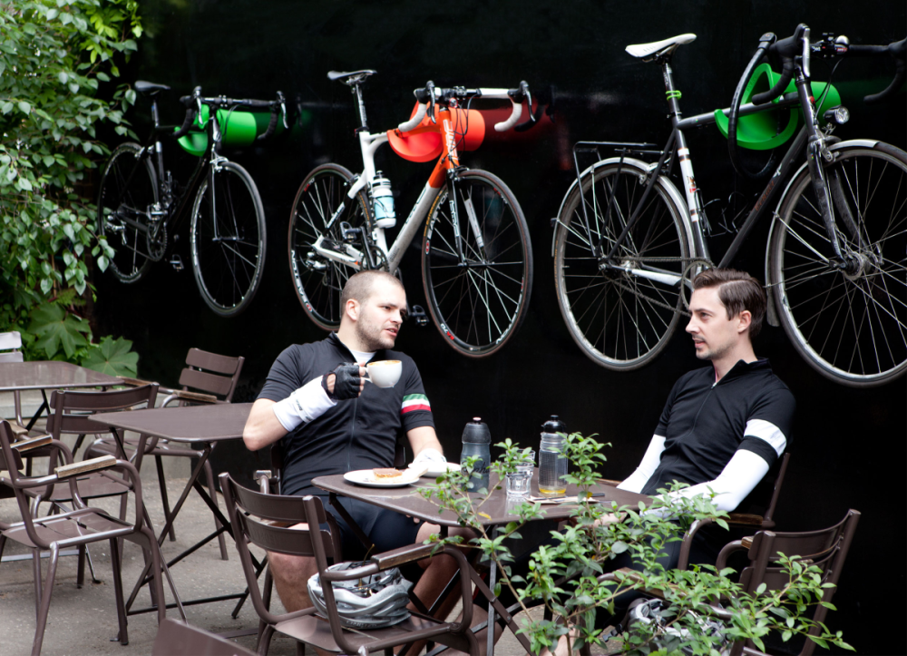 Cycloc Solo, Velo-Wandhalterung. Rot-Orange.