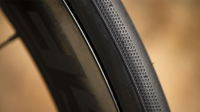 BONTRAGER Reifen R3 Hard-Case Lite 700 x 28C TLR Brown