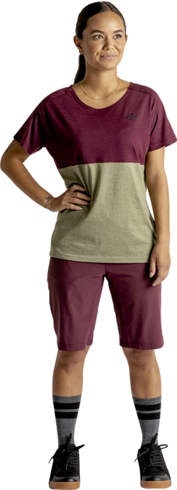 IXS Women's Flow Mountain Tech Tee raisin-olive 40
