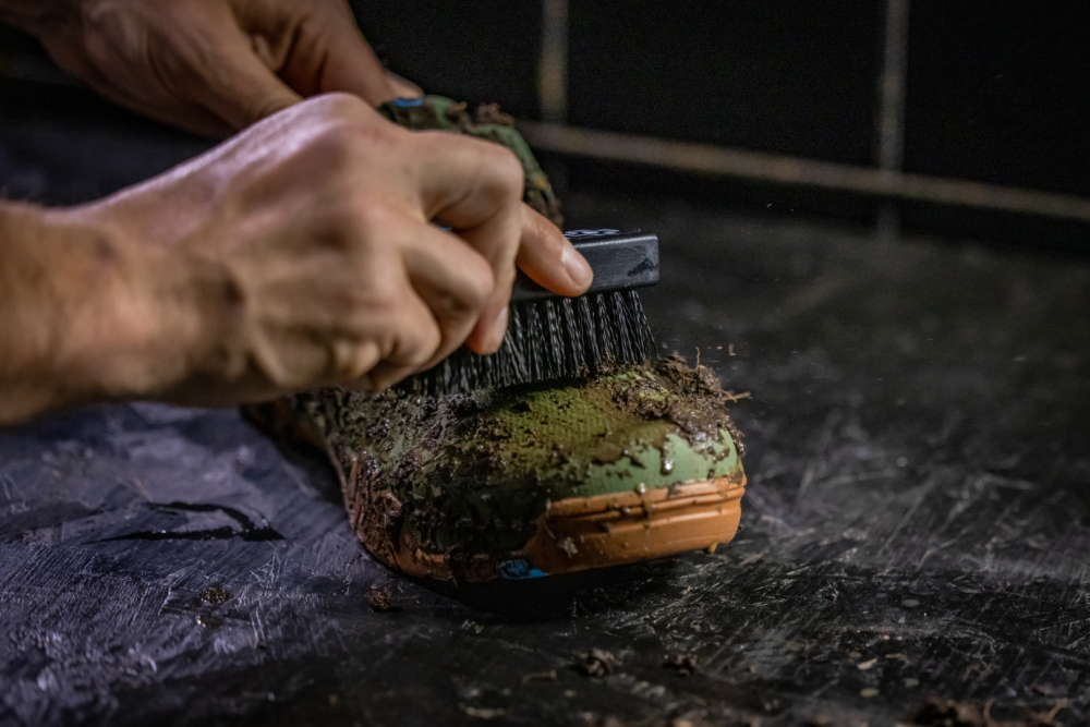 Muc-Off Wooden Cleaning Brush