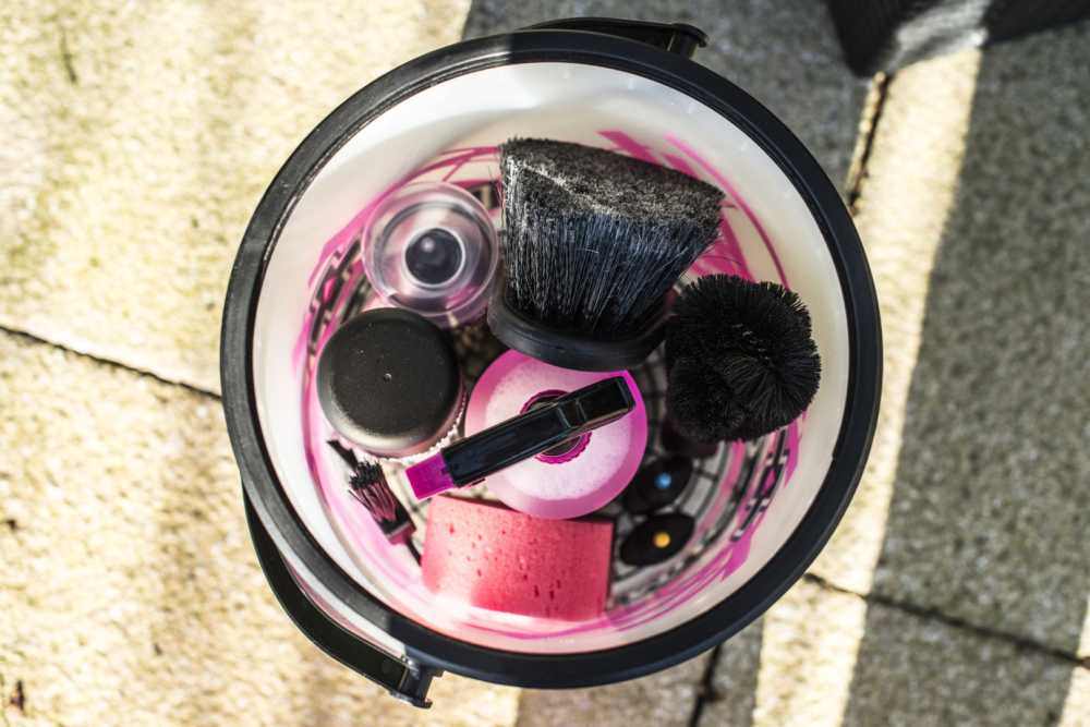 Muc-Off Bucket Kit