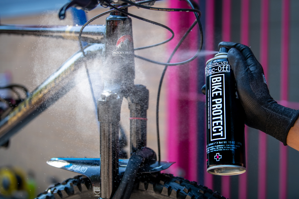 Muc-Off 8-In-One Bike Cleaning Kit