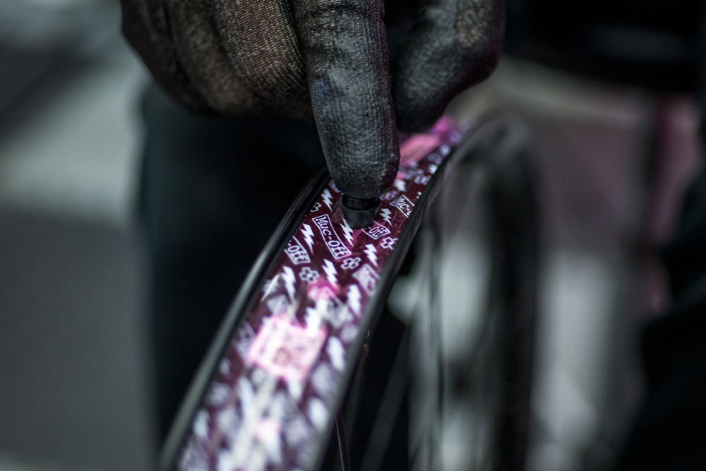 Muc-Off Ultimate Tubeless Setup Kit - DH plus