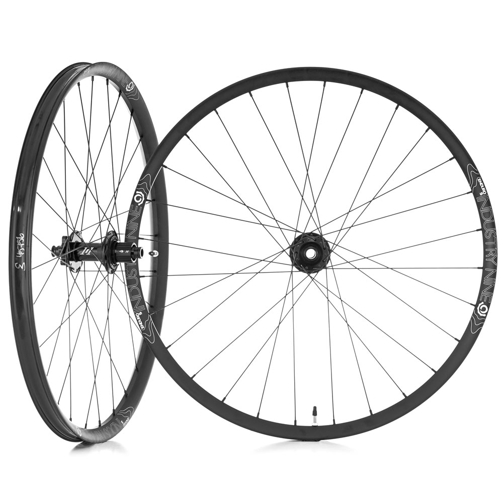 INDUSTRY NINE 1/1 - Enduro - 29" - 6 Bolt - Wheelset - Black Hub - Black Spokes - 15x110 - 12x148 - XD