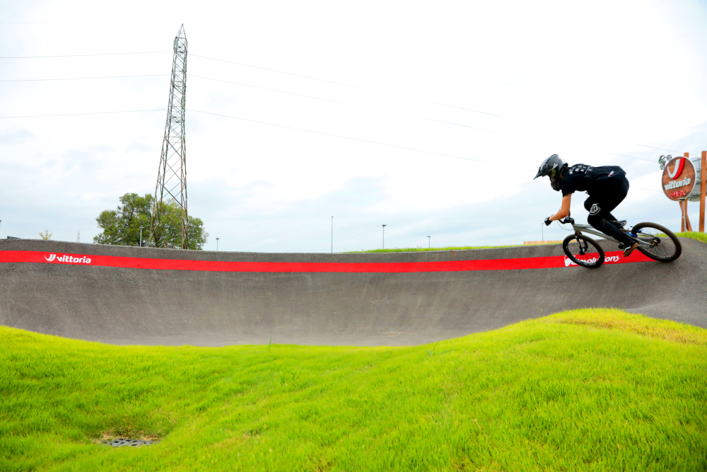 Vittoria Pneu Veloce 20x1.90 G2.0 falt schwarz