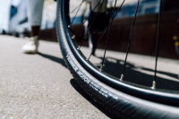 Schwalbe Pneu Motion Big Apple 28x2.35 Addix Green starr mit Reflexstreifen black