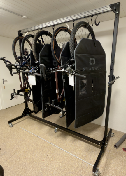 Stashed Freestanding Frame Long Starter - 8 Bikes inkl.6 Launch Pad Fahrradschutz + Spacerail Freewheel Kit