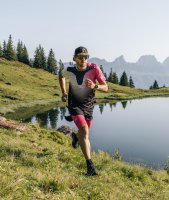 X-BIONIC Men CoreFusion Run Shirt SH SL dot fade/white/neo pink