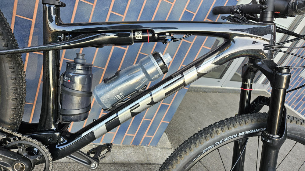TREK Supercaliber SL 9.6 M (Dark Prismatic) Bike im Kundenauftrag