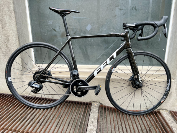 Felt FR Advanced matte carbon / white, grey 56 Force D1 DT Swi...