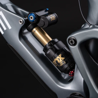 DEVIATE CYCLES HIGHLANDER II || STORR GREY || FACTORY