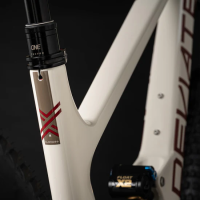 DEVIATE CYCLES CLAYMORE 29ER || OBAN SAND || FACTORY Large (177-189cm)